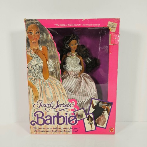 Vintage 1986 jewel - vintage, secrets