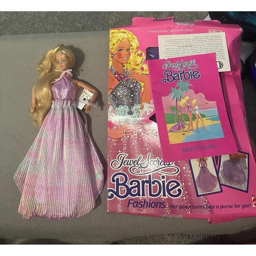 Jewel secrets barbie wearing - jewel,
